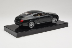 Bentley Continental GT British Racing Green Minichamps 1:18 BL570 Kovina – slika 4 od 8