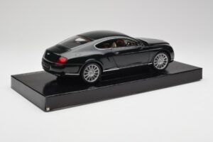 Bentley Continental GT Cumbrian Zelen Minichamps 1:18 103139623 Kovina – slika 3 od 8