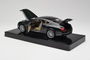 Bentley Continental GT Cumbrian Zelen Minichamps 1:18 103139623 Kovina – slika 5 od 8