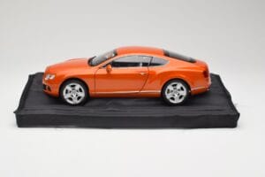 Bentley Continental GT Orange Metallic Minichamps 1:18 100139921 Kovina – slika 4 od 8