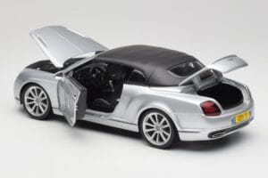 Bentley Continental Supersports Kabriolet 1. Generacija Srebrn Bburago 1:18 18-11037S Kovina – slika 5 od 8