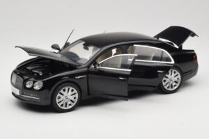 Bentley Flying Spur W12 Onyx Black Kyosho 1:18 08891NX Kovina – slika 2 od 8