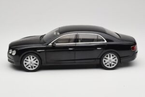 Bentley Flying Spur W12 Onyx Black Kyosho 1:18 08891NX Kovina – slika 4 od 8