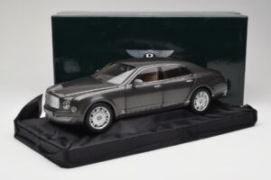 Bentley Mulsanne Brodgar Metallic Minichamps 1:18 BL843 Kovina – slika 8 od 8