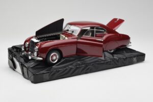 Bentley R-Type Continental Tudor Rdeč Minichamps 1:18 100139421 Kovina – slika 2 od 8