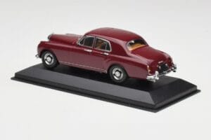 Bentley S1 Continental Flying Spur Bordo Minichamps 1:43 436139550 Kovina – slika 3 od 4