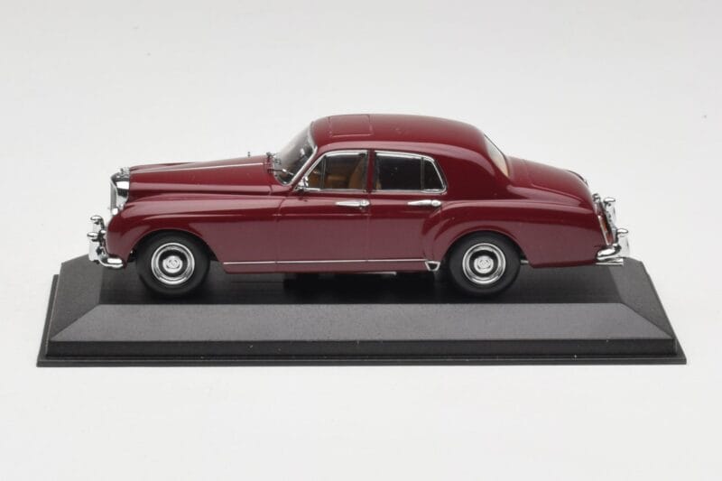 Bentley S1 Continental Flying Spur Bordo Minichamps 1:43 436139550 Kovina