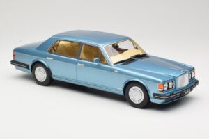 Bentley Turbo R LWB Modra GT Spirit 1:18 GT782 Smola – slika 4 od 6