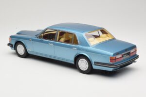 Bentley Turbo R LWB Modra GT Spirit 1:18 GT782 Smola – slika 5 od 6