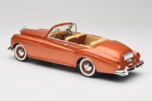 Bentley Type S2 Mulliner Kabriolet Tudor Oranžna Metalik Solido 1:18 8007 Kovina – slika 7 od 8