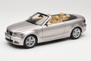 BMW 1 Series E88 Kabriolet Mineral Silver Metallic Kyosho 1:18 80430427020 Kovina