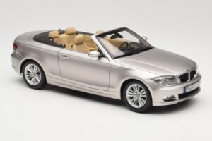 BMW 1 Series E88 Kabriolet Mineral Silver Metallic Kyosho 1:18 80430427020 Kovina – slika 6 od 8