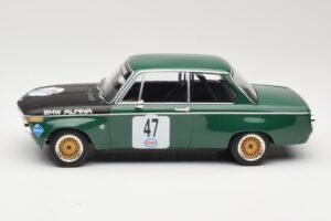 BMW 1600-2 BMW Alpina #47 P. Meyer Internationales ADAC Eifelrennen Nurburgring 1971 Minichamps 1:18 155712647 Kovina – slika 3 od 6