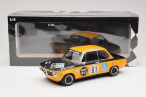 BMW 1600-2 BMW Alpina #61 R. Herzog / N. Lauda DNF 6 Hours Nurburgring 1970 Minichamps 1:18 155702661 Kovina – slika 6 od 6