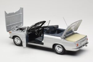 BMW 1600 Kabriolet Srebrna Minichamps 1:18 80430145819 Kovina – slika 5 od 8