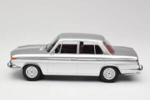 BMW 1800 Ti Srebrn Minichamps 1:18 107024000 Smola – slika 3 od 6