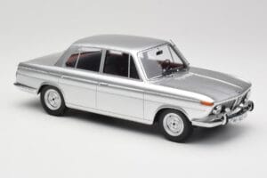 BMW 1800 Ti Srebrn Minichamps 1:18 107024000 Smola – slika 4 od 6