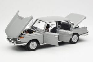BMW 1800 TiSA Bernina Siv AUTOart 1:18 70621 Kovina – slika 2 od 8