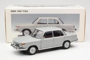 BMW 1800 TiSA Bernina Siv AUTOart 1:18 70621 Kovina – slika 8 od 8