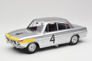 BMW 1800 TiSA #4 J. Ickx / J. van Ophem 24 Hours of Spa 1965 Winners Minichamps 1:18 107652504 Smola