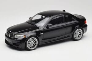 BMW 1M Coupe E82 Black Metallic Minichamps 1:18 110020021 Kovina