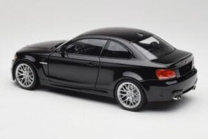 BMW 1M Coupe E82 Black Metallic Minichamps 1:18 110020021 Kovina – slika 7 od 8