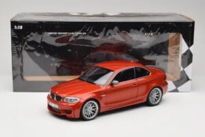 BMW 1M Coupe E82 Sakhir Orange Metallic Minichamps 1:18 110020020 Kovina – slika 8 od 8