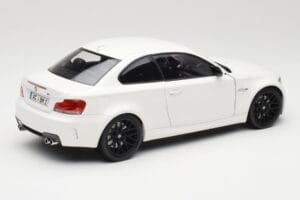 BMW 1M Coupe E82 Bel Minichamps 1:18 110020022 Kovina – slika 3 od 8