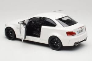 BMW 1M Coupe E82 Bel Minichamps 1:18 110020022 Kovina – slika 5 od 8
