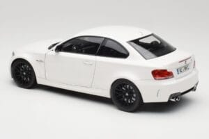 BMW 1M Coupe E82 Bel Minichamps 1:18 110020022 Kovina – slika 7 od 8