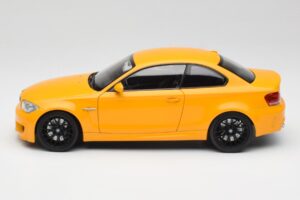 BMW 1M Coupe E82 Rumen Minichamps 1:18 110020026 Kovina – slika 4 od 8