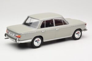 BMW 2000 TI Siv MCG 1:18 MCG18112 Kovina – slika 2 od 6