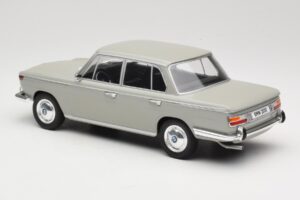 BMW 2000 TI Siv MCG 1:18 MCG18112 Kovina – slika 5 od 6