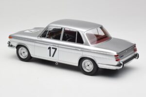 BMW 2000 Ti #17 J. Ickx / H. Hahne 24 Hours of Spa 1966 Winners Minichamps 1:18 107662517 Smola – slika 5 od 6