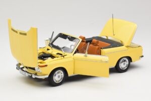 BMW 2002 Kabriolet Živo Zelena Minichamps 1:18 80430145820 Kovina – slika 2 od 8