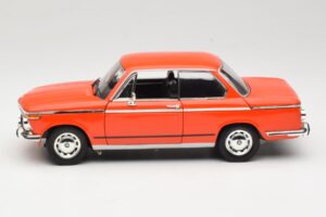 BMW 2002 E10 ti Oranžna Anson 1:18 30386 Kovina – slika 4 od 8