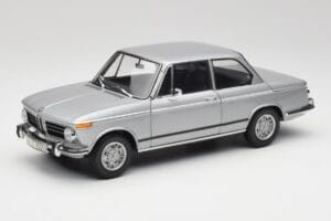 BMW 2002 Tii Polaris Srebrna AUTOart 1:18 80430146517 Kovina