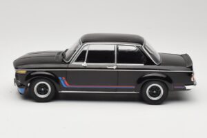 BMW 2002 Turbo Črna Minichamps 1:18 155026204 Kovina – slika 3 od 6