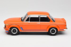 BMW 2002 Turbo Oranžna Minichamps 1:18 155026202 Kovina – slika 3 od 6