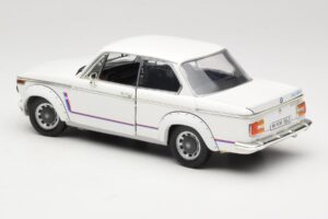 BMW 2002 Turbo E10 Bela Anson 1:18 30393 Kovina – slika 7 od 8