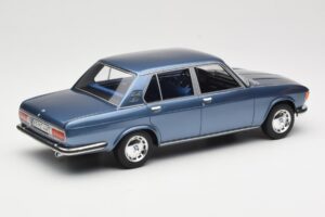 BMW 2500 E3 Blue Metallic BoS Models 1:18 BOS030 Smola – slika 2 od 6