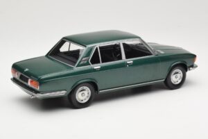 BMW 2500 E3 Green Metallic Minichamps 1:18 155029201 Kovina – slika 2 od 6