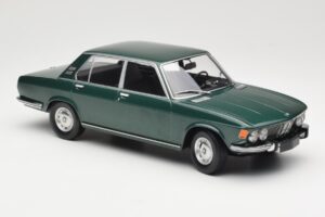 BMW 2500 E3 Green Metallic Minichamps 1:18 155029201 Kovina – slika 4 od 6