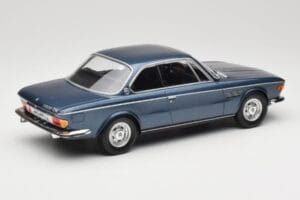 BMW 2800 CS E9 Moder Metalik Minichamps 1:18 155028032 Kovina – slika 2 od 6