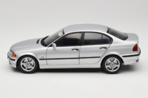 BMW 3 Series E46 Srebrn UT Models 1:18 80439421535 Kovina – slika 4 od 8