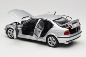 BMW 3 Series E46 Srebrn UT Models 1:18 80439421535 Kovina – slika 5 od 8