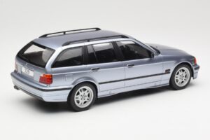 BMW 3 Series E36 Touring Blue Metallic MCG 1:18 MCG18365 Kovina – slika 2 od 6