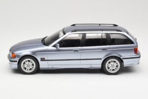 BMW 3 Series E36 Touring Blue Metallic MCG 1:18 MCG18365 Kovina – slika 3 od 6