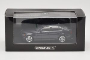 BMW 3 Series E90 Dark Blue Metallic Minichamps 1:43 80420392151-R Kovina – slika 5 od 5