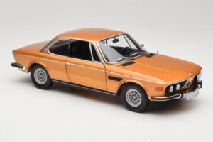 BMW 3.0 CSi E9 Gold Metallic Minichamps 1:18 180029027 Kovina – slika 6 od 8